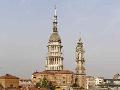 Novara - Cupola e veduta